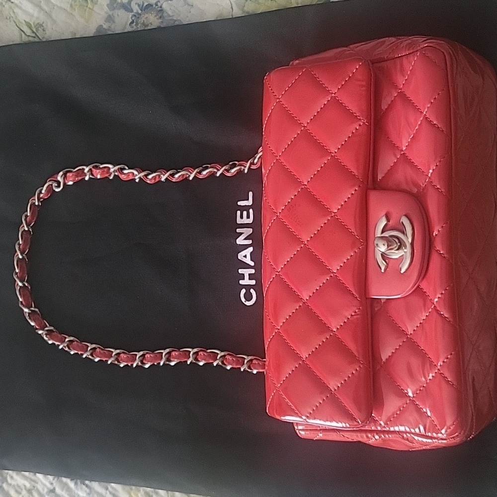 ❤️Chanel Mini Patent Pink Bag❤️